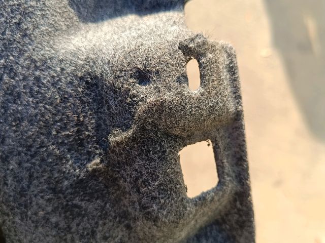 bontott LEXUS NX Bal első Első Dobbetét (Kerékjárati, Műanyag)