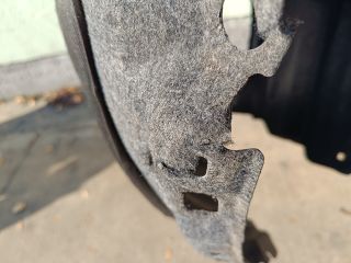 bontott LEXUS NX Bal első Első Dobbetét (Kerékjárati, Műanyag)