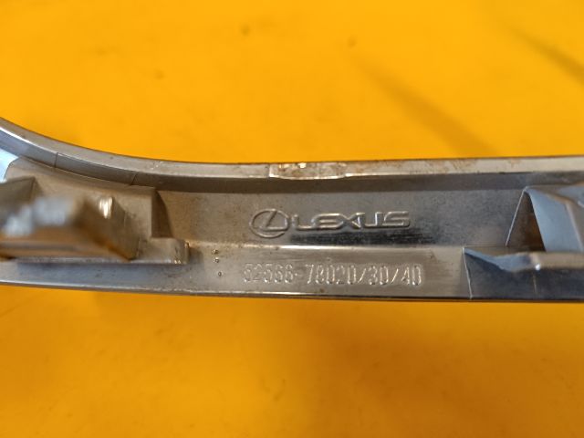 bontott LEXUS NX Bal hátsó Lökhárító Díszléc