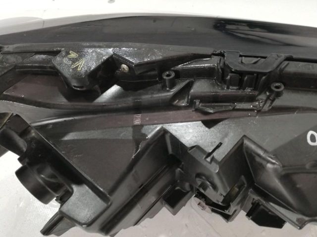 bontott LEXUS NX Bal Ledes Fényszóró