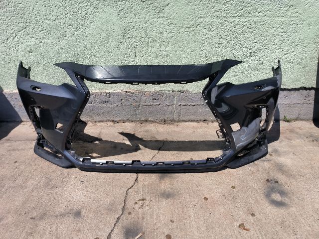 bontott LEXUS NX Első Lökhárító (Üresen)