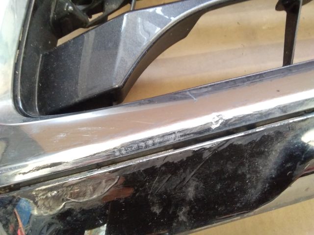 bontott LEXUS NX Hűtőrács