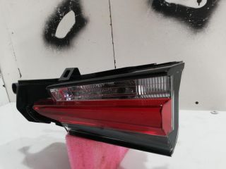 bontott LEXUS NX Jobb Belső Hátsó Lámpa