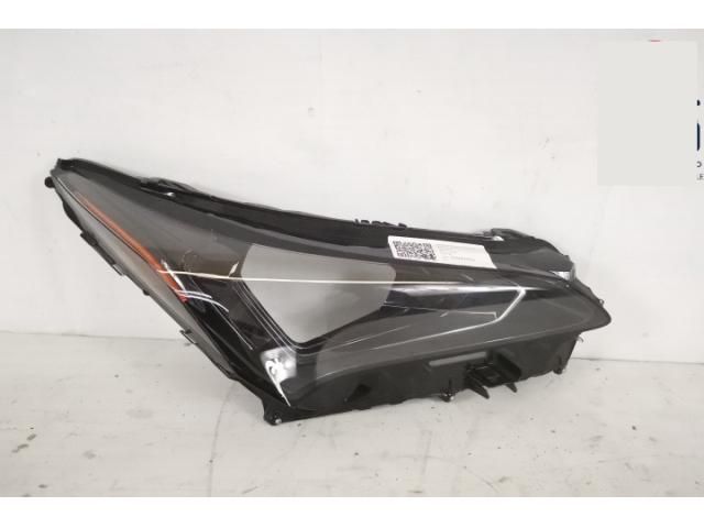 bontott LEXUS NX Jobb első Lámpabúra