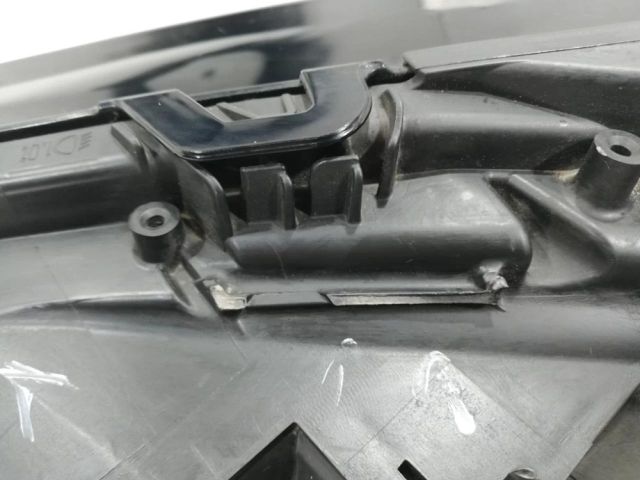 bontott LEXUS NX Jobb Fényszóró