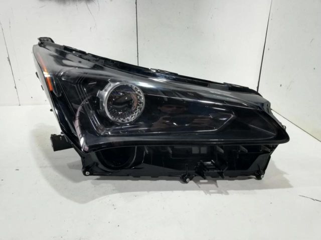 bontott LEXUS NX Jobb Fényszóró