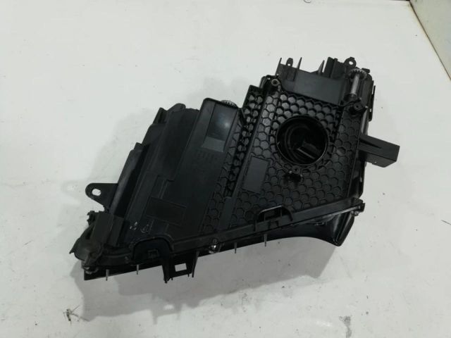 bontott LEXUS NX Jobb Fényszóró