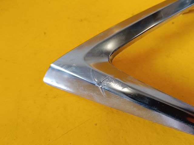 bontott LEXUS NX Jobb hátsó Lökhárító Díszléc