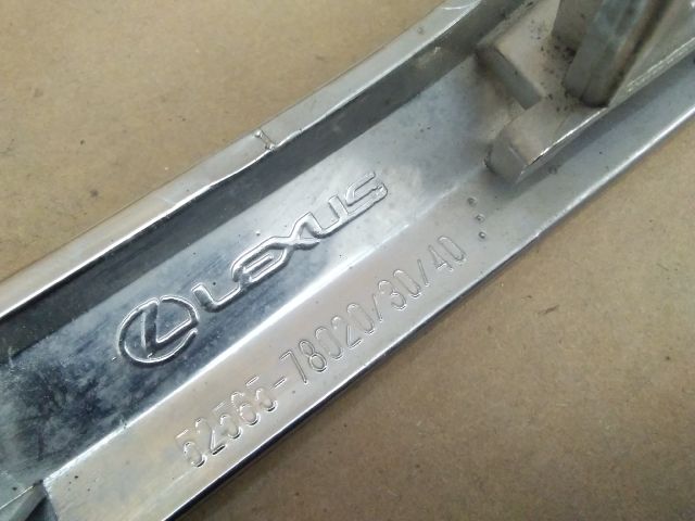 bontott LEXUS NX Jobb hátsó Lökhárító Díszléc