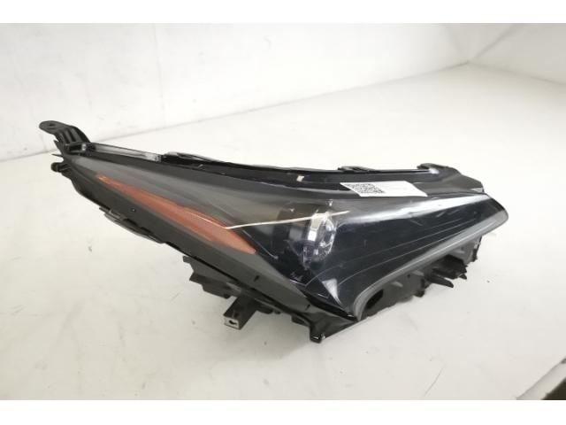 bontott LEXUS NX Jobb Ledes Fényszóró