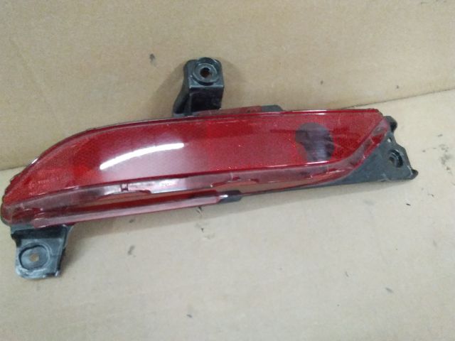 bontott LEXUS NX Ködzárófény