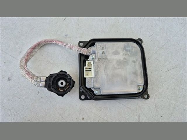 bontott LEXUS NX Xenon Trafó