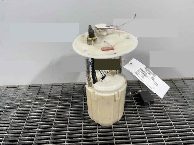 bontott LEXUS RX Üzemanyag Szivattyú