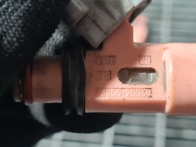 bontott LEXUS RX Porlasztó (1 db)