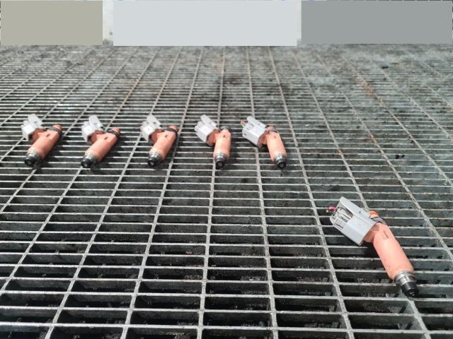 bontott LEXUS RX Porlasztó (1 db)