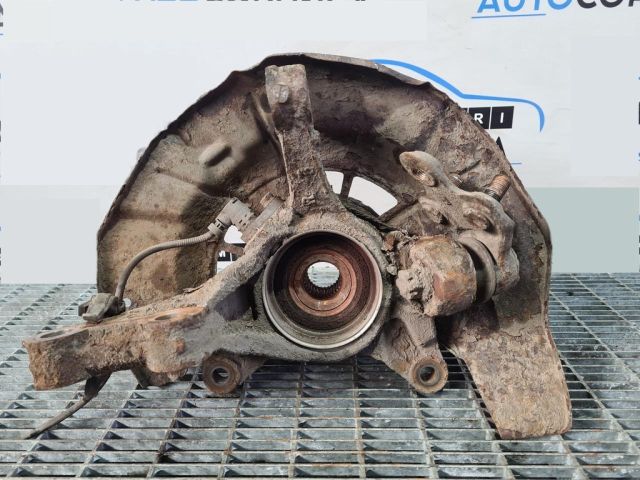 bontott LEXUS RX Jobb első Csonkállvány