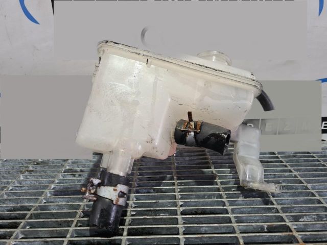 bontott LEXUS RX Kiegyenlítő Tartály