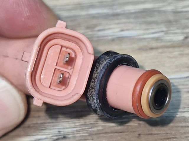 bontott LEXUS RX Porlasztó (1 db)