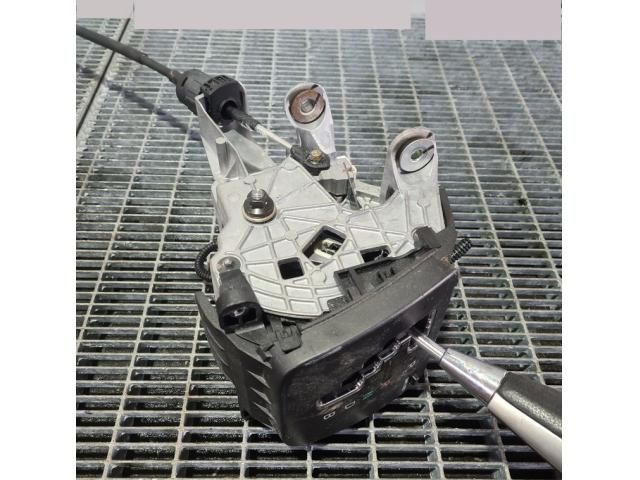 bontott LEXUS RX Váltó Kulissza