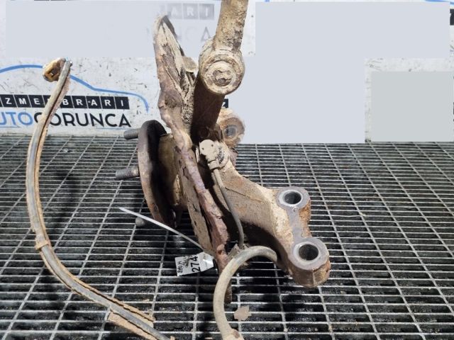 bontott LEXUS RX Jobb első Csonkállvány