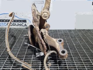 bontott LEXUS RX Jobb első Csonkállvány