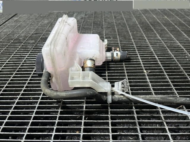 bontott LEXUS RX Kiegyenlítő Tartály