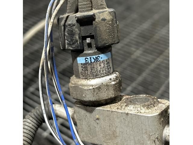 bontott LEXUS RX Klíma Cső