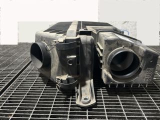 bontott LEXUS RX Légszűrő Ház