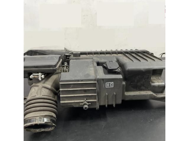 bontott LEXUS RX Légszűrő Ház