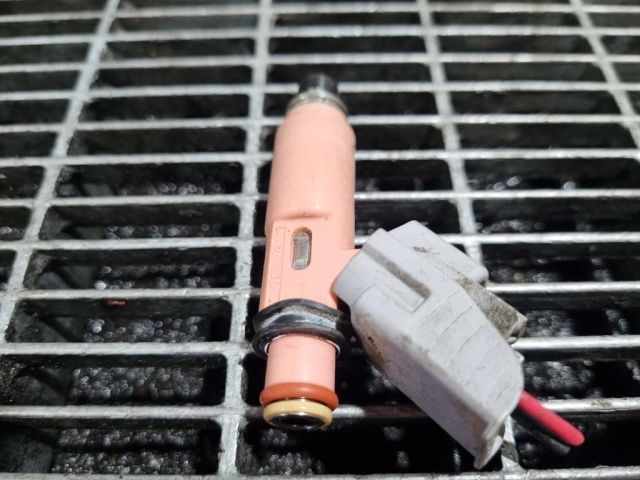 bontott LEXUS RX Porlasztó (1 db)