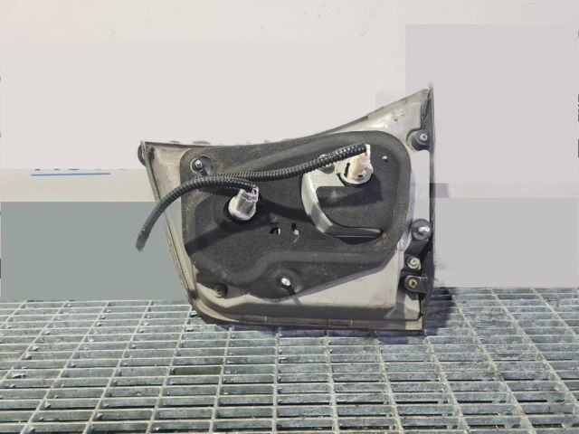 bontott LEXUS RX Bal Belső Hátsó Lámpa