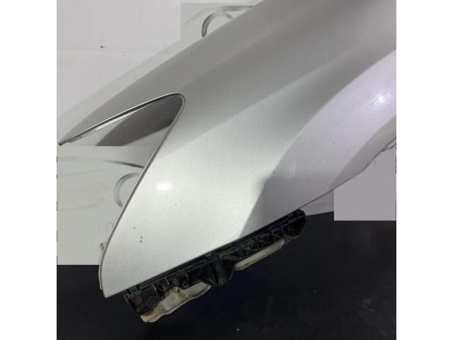 bontott LEXUS RX Bal első Sárvédő