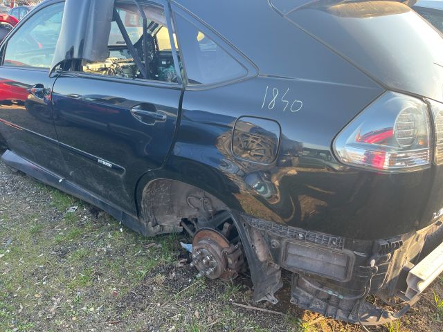 bontott LEXUS RX Bal hátsó Sárvédő
