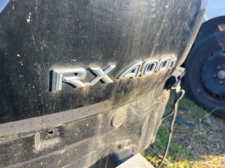 bontott LEXUS RX Bal hátsó Sárvédő