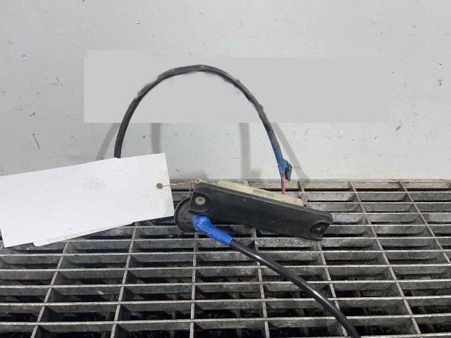 bontott LEXUS RX Csomagtérajtó Kilincs