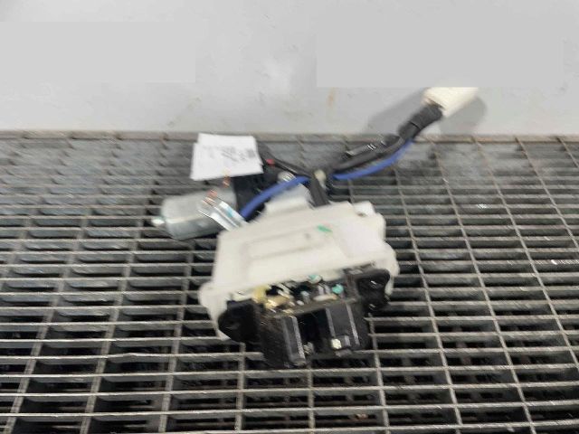 bontott LEXUS RX Csomagtérajtó Ütköző