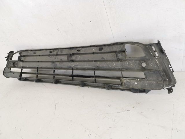 bontott LEXUS RX Első Lökhárító Alsó Középső Díszrács