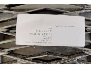 bontott LEXUS RX Első Lökhárító Alsó Középső Díszrács