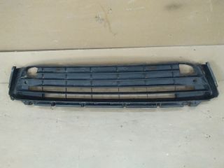 bontott LEXUS RX Első Lökhárító Alsó Középső Díszrács