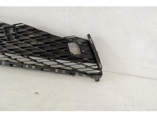 bontott LEXUS RX Első Lökhárító Alsó Középső Díszrács