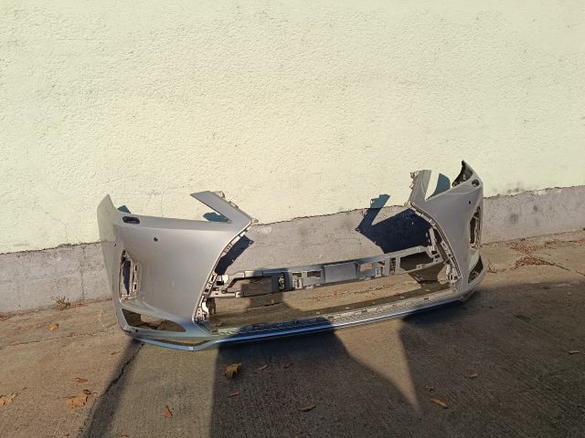 bontott LEXUS RX Első Lökhárító (Részeivel)