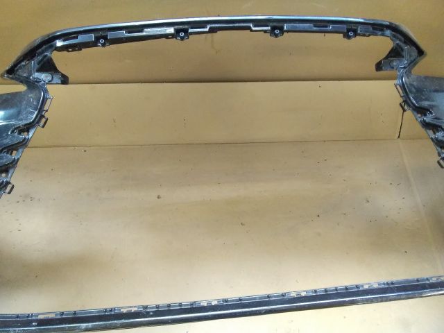 bontott LEXUS RX Első Lökhárító (Üresen)