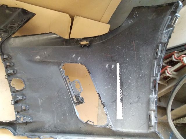 bontott LEXUS RX Első Lökhárító (Üresen)