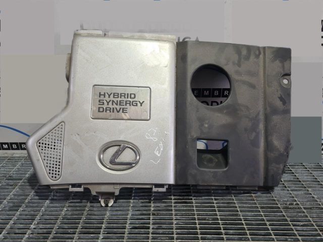 bontott LEXUS RX Felső Hűtőburkolat