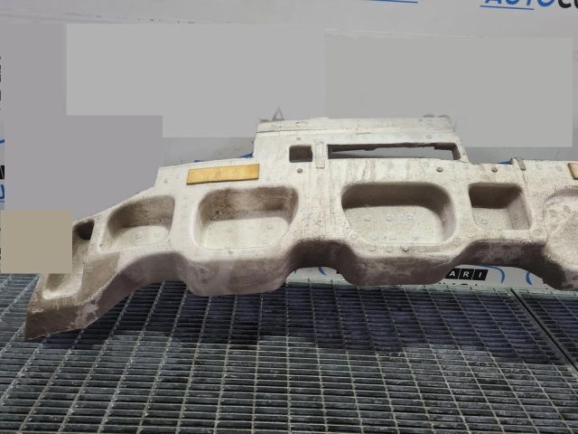 bontott LEXUS RX Hátsó Lökhárító Merevítő (Fém)