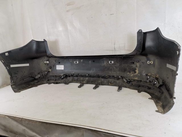 bontott LEXUS RX Hátsó Lökhárító (Részeivel)