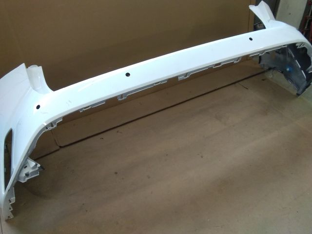 bontott LEXUS RX Hátsó Lökhárító (Üresen)