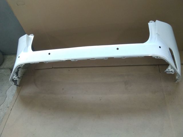 bontott LEXUS RX Hátsó Lökhárító (Üresen)