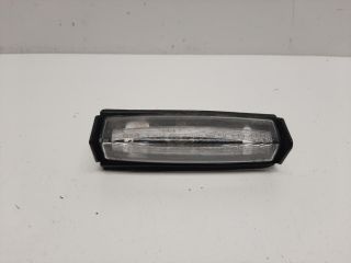 bontott LEXUS RX Hátsó Rendszámtábla Világítás