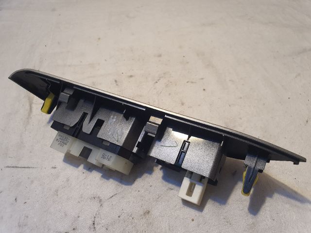 bontott LEXUS RX Jobb első Ablakemelő Kapcsoló